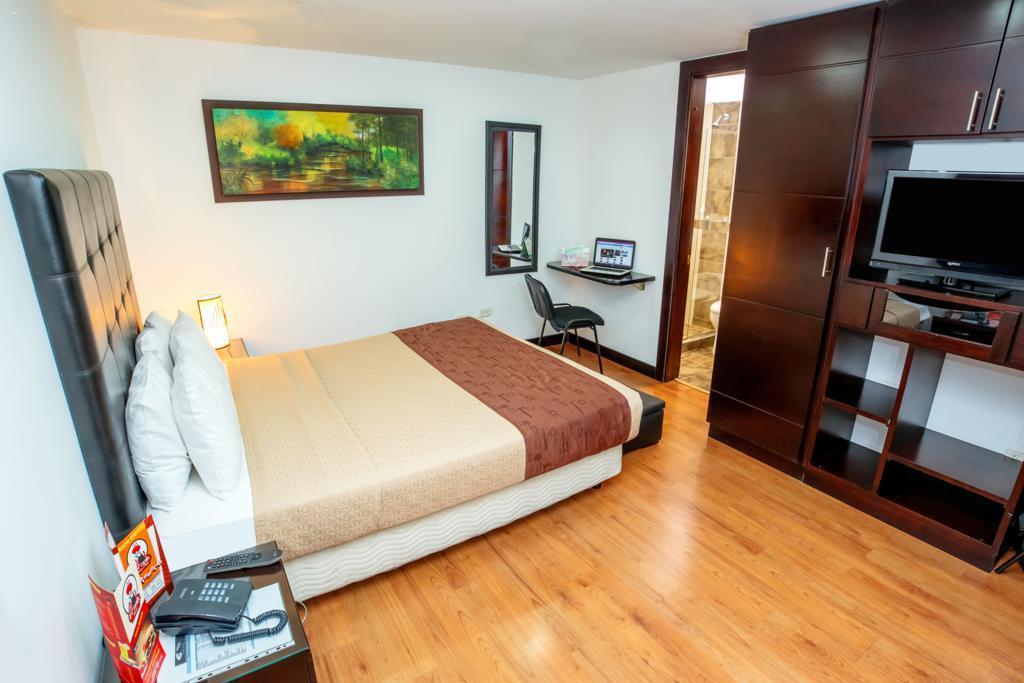 Aw Hotel Connect 33 Bogota Buitenkant foto