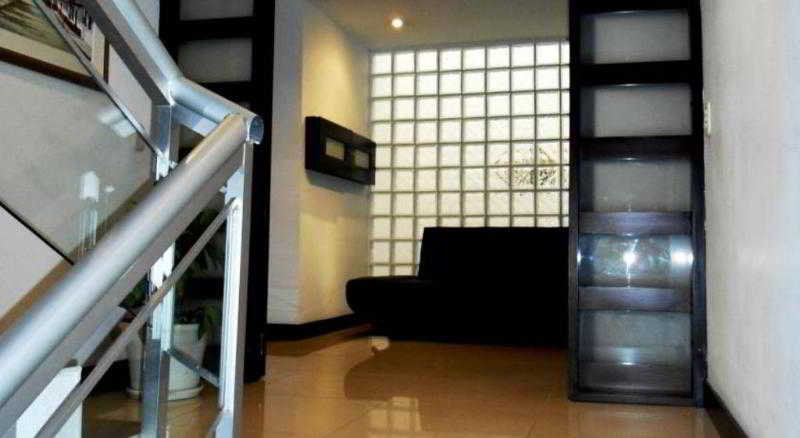 Aw Hotel Connect 33 Bogota Buitenkant foto